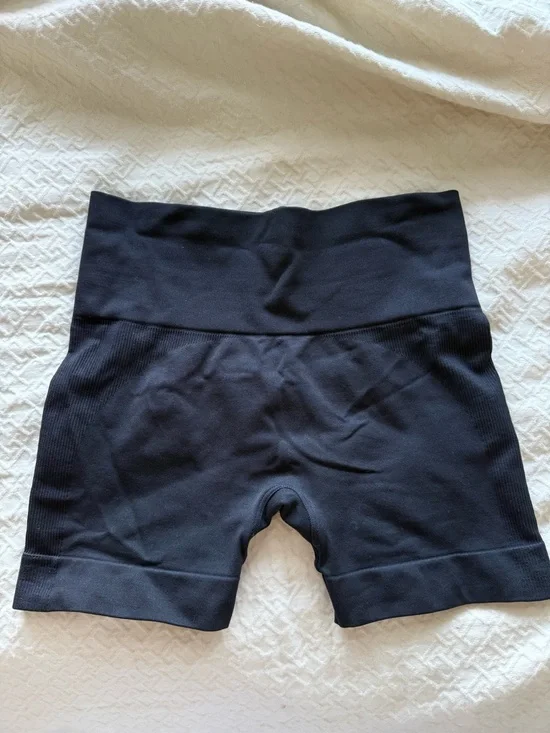 SET Active Black Power Athletic Shorts - Picture 1 of 3